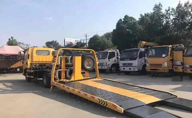 南票区汽车中途维修案例